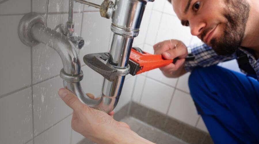 Professional same day plumber services in Middletown, IA